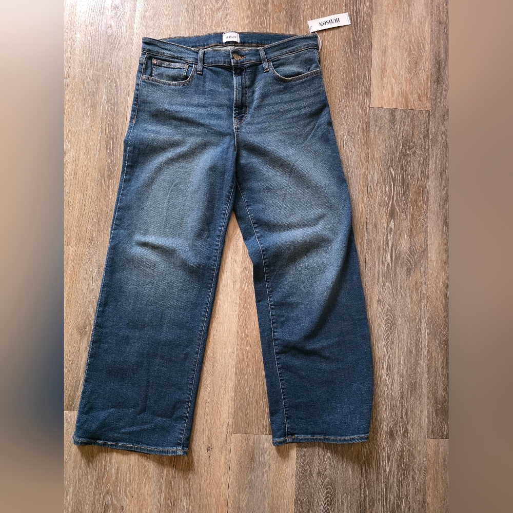 Women's Wide Leg Cropped Jean